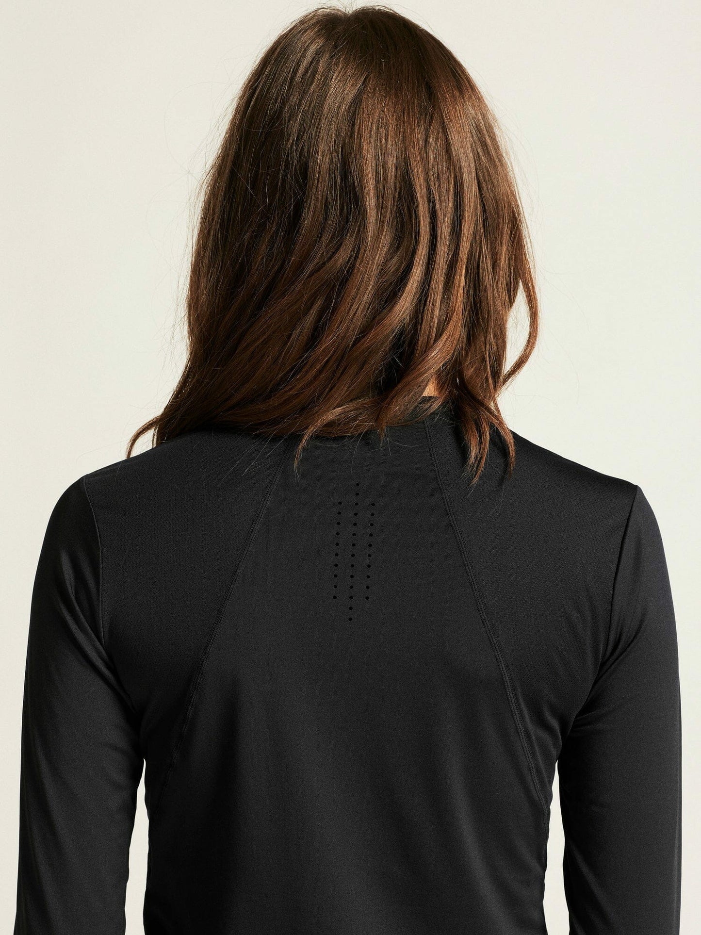 Craft ADV Essence LS Tee 2 - Black
