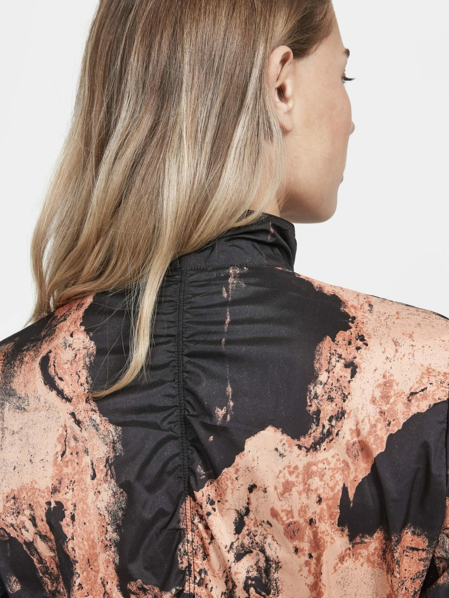 Craft ADV Essence Wind Jacket - DAWN